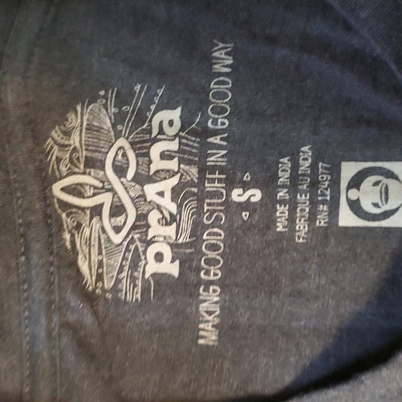 PRANA Tee shirt - Picture 2 of 2
